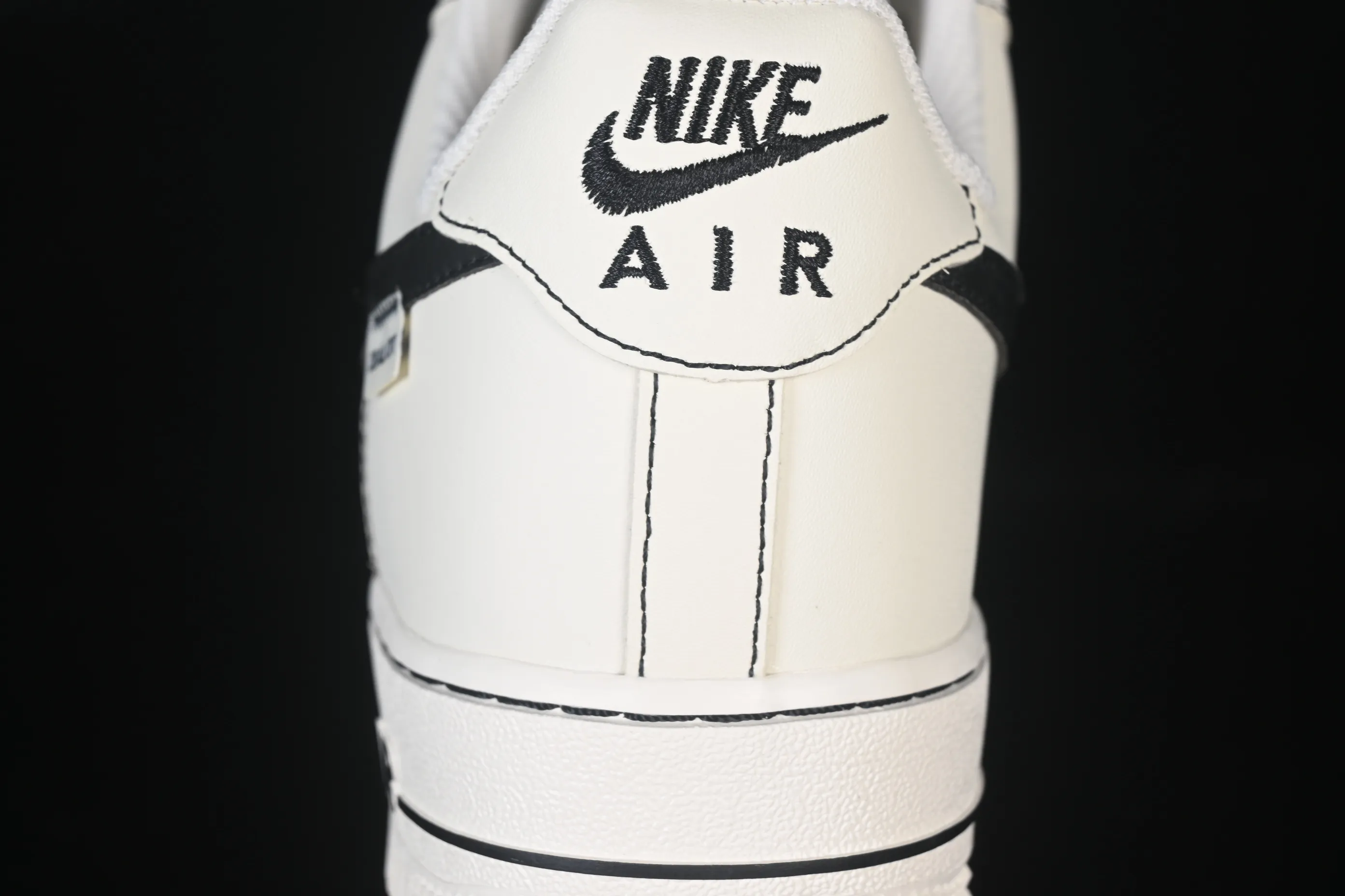 All categories Nk Air Force 1 Air Force series Nk Air Force 1 Low Air Force low-top Nike Air Force 1'07 Low distressed black hook Air Force 1 low-top casual sneakers ZH0316-093